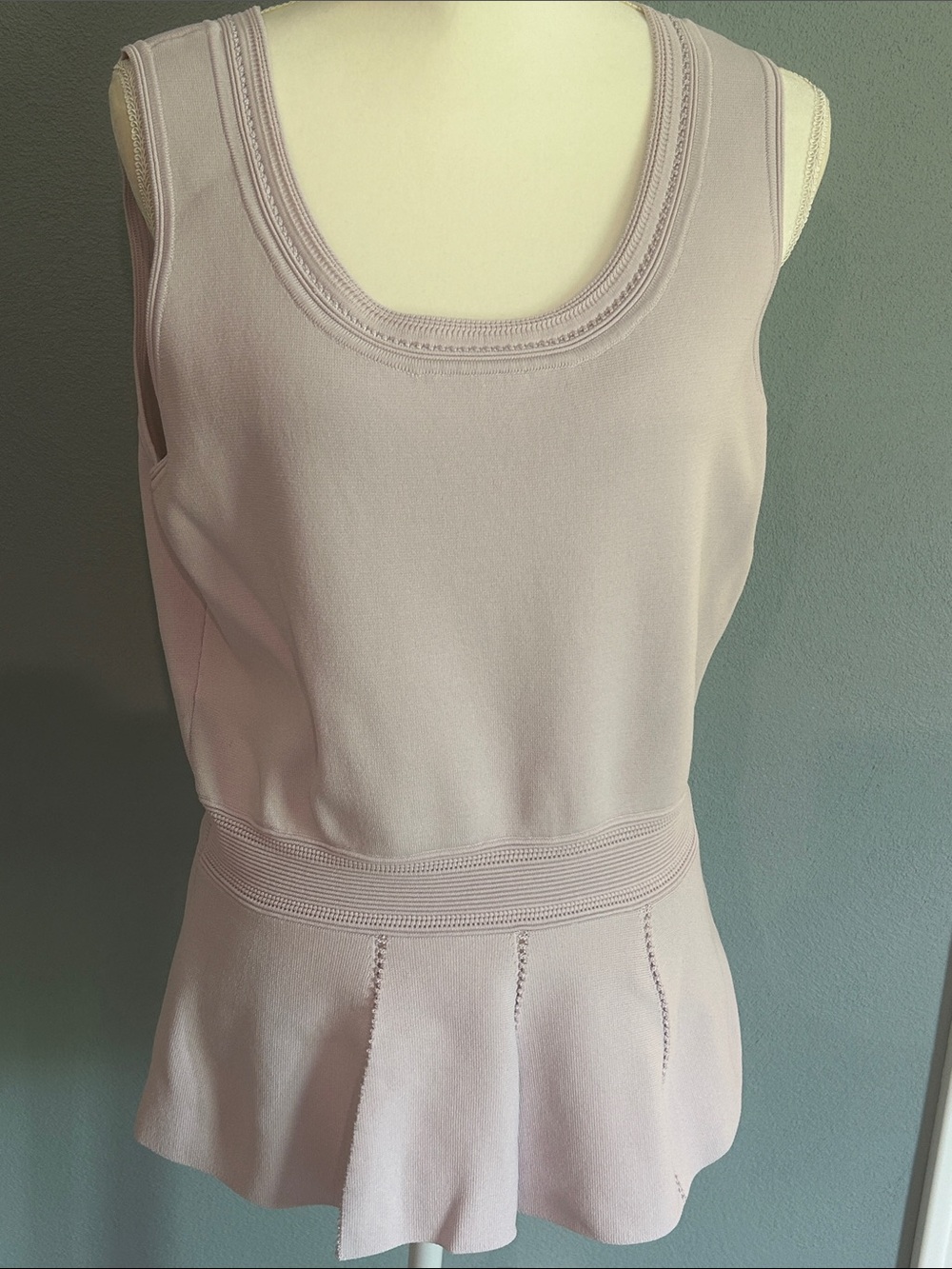 GUC WHBM Lilac Sweater Shell Peplum  Size Large Cute detail stitching